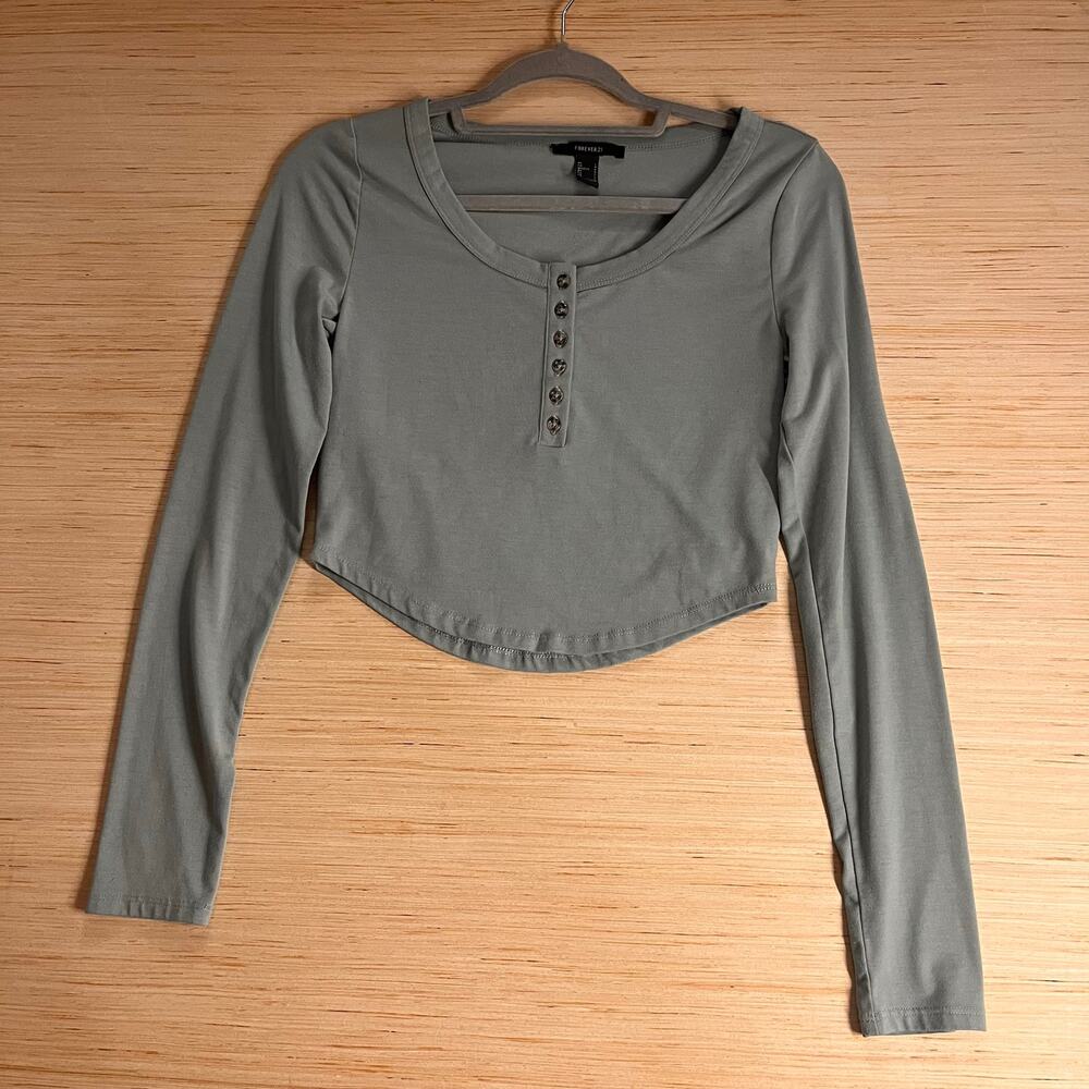 Green Henley Cropped Long Sleeve Top Forever 21 L